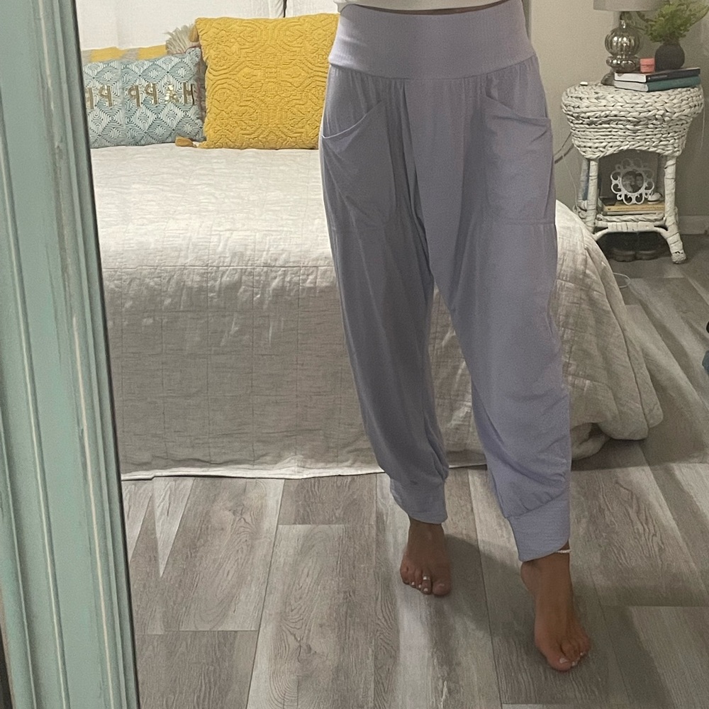 Free People pants light weight very comfortable